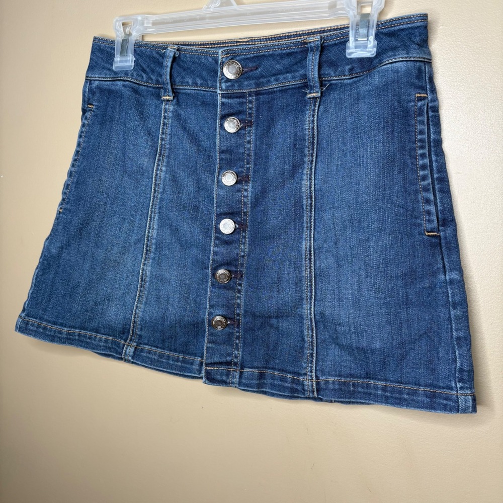 American Eagle Outfitters Y2K  Women Sz 4 Denim Mini Skirt Button Front Stretch
